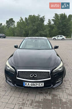 Седан Infiniti Q50 2014 в Киеве