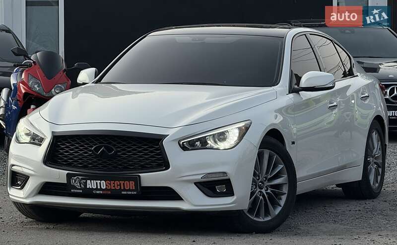 Седан Infiniti Q50 2017 в Харкові