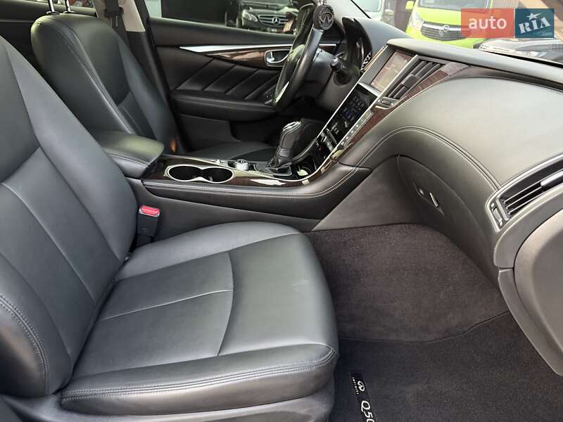 Седан Infiniti Q50 2017 в Харкові