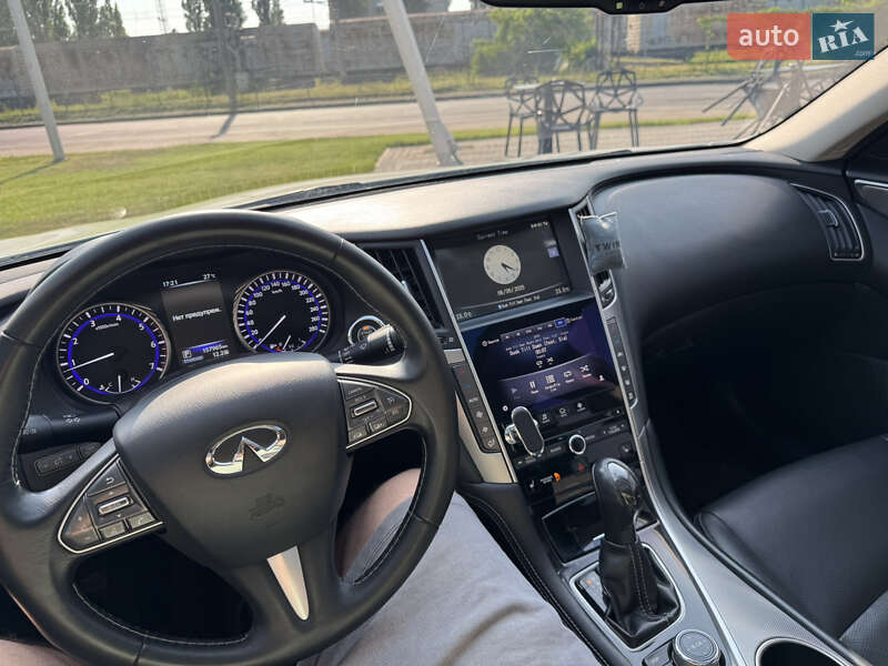 Седан Infiniti Q50 2015 в Одесі