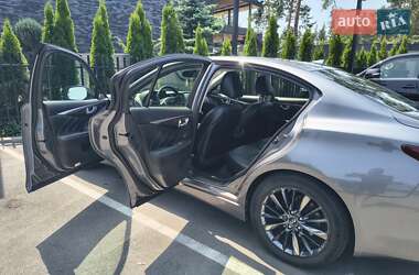 Седан Infiniti Q50 2017 в 