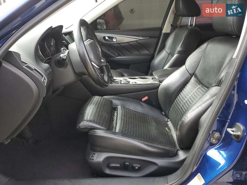 Седан Infiniti Q50 2018 в Львове