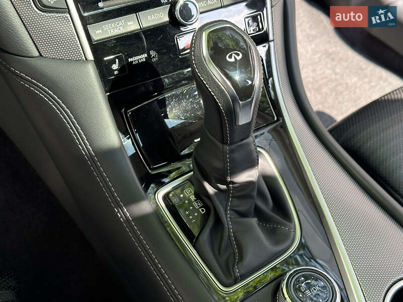 Седан Infiniti Q50 2017 в Одесі