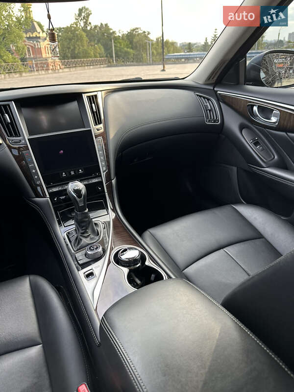 Седан Infiniti Q50 2017 в Харкові