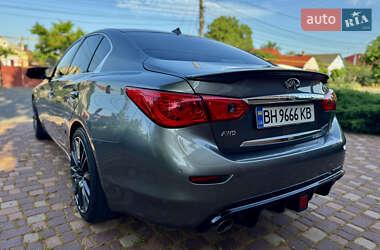 Седан Infiniti Q50 2016 в 