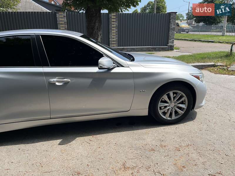Седан Infiniti Q50 2017 в Житомире