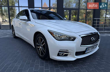 Седан Infiniti Q50 2016 в Полтаве