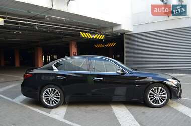 Седан Infiniti Q50 2017 в 