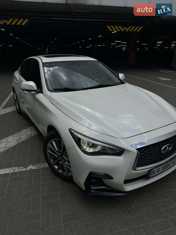 Седан Infiniti Q50 2017 в Києві