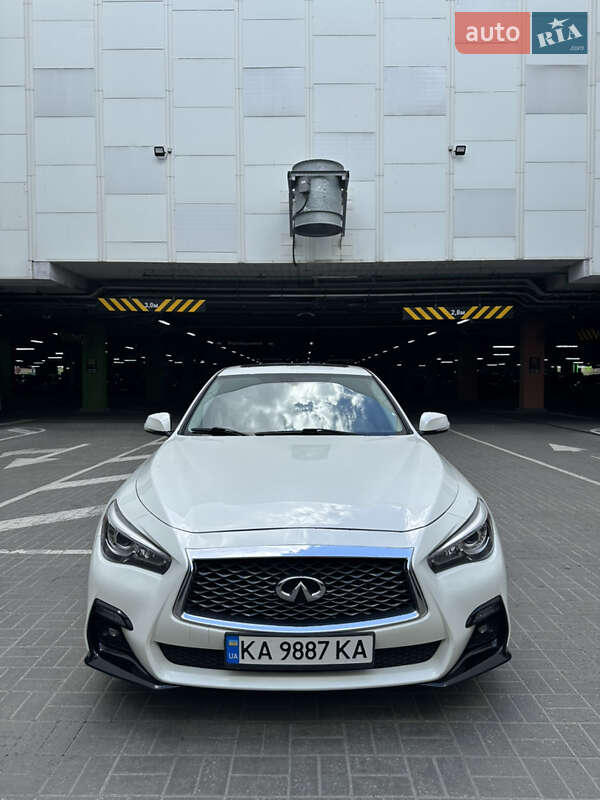 Седан Infiniti Q50 2017 в Києві