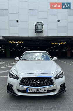 Седан Infiniti Q50 2017 в 