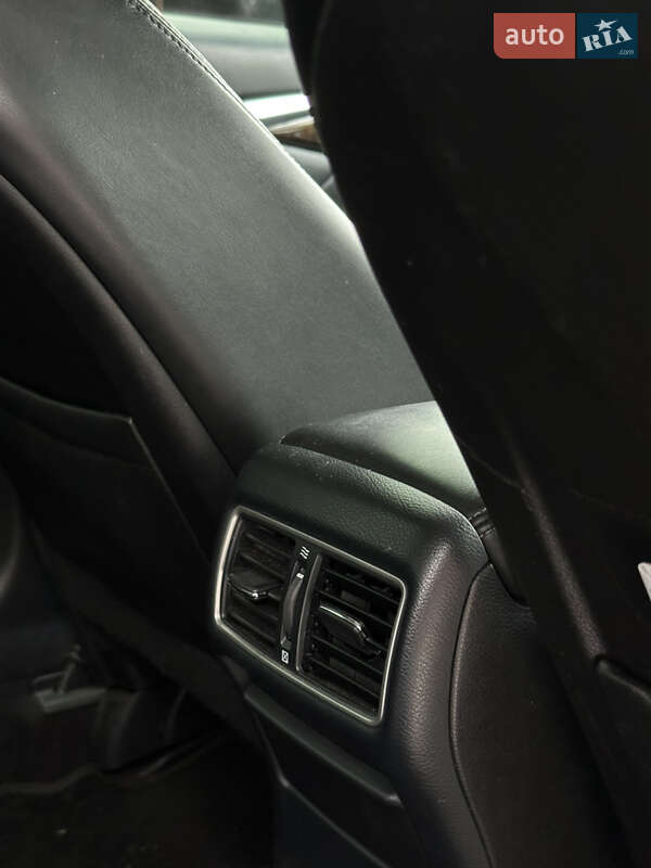 Седан Infiniti Q50 2017 в Києві