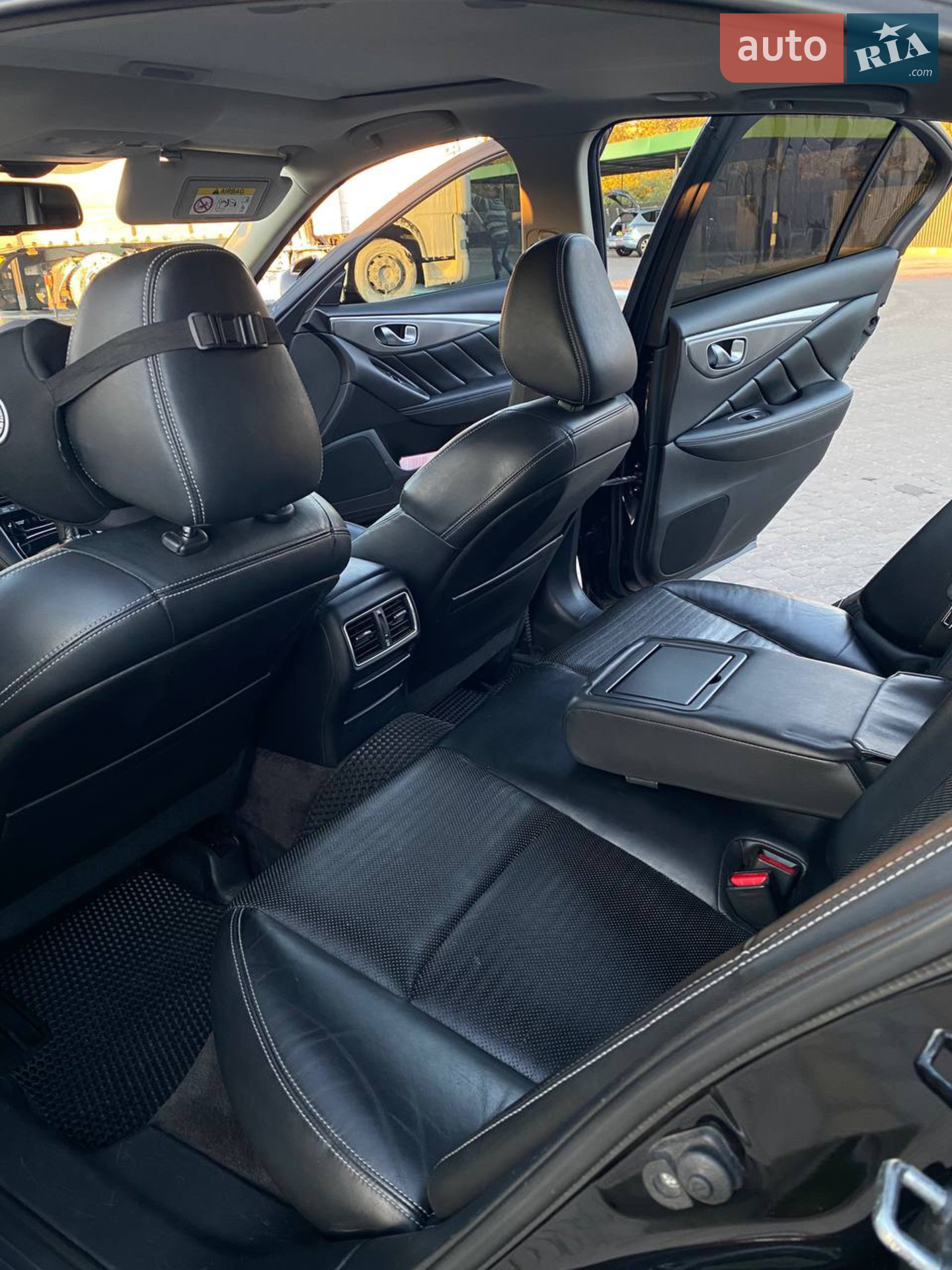 2015 Infiniti Q50 - мініатюра 25