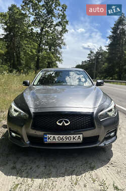 Седан Infiniti Q50 2016 в Вышгороде