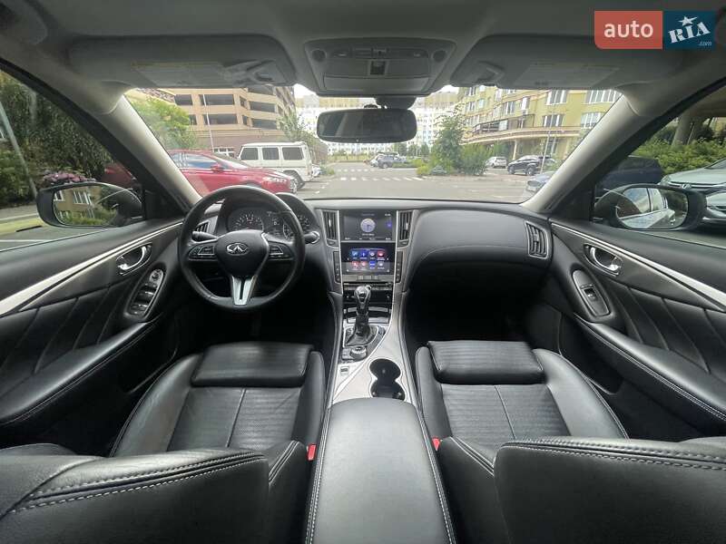 Седан Infiniti Q50 2019 в Києві