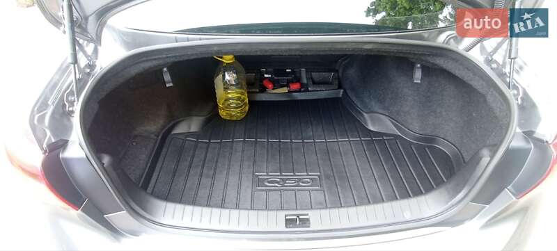 Седан Infiniti Q50 2015 в Одесі фото 3 Седан Infiniti Q50 2015 в Одесі