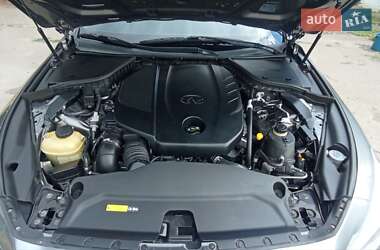 Седан Infiniti Q50 2015 в Одессе