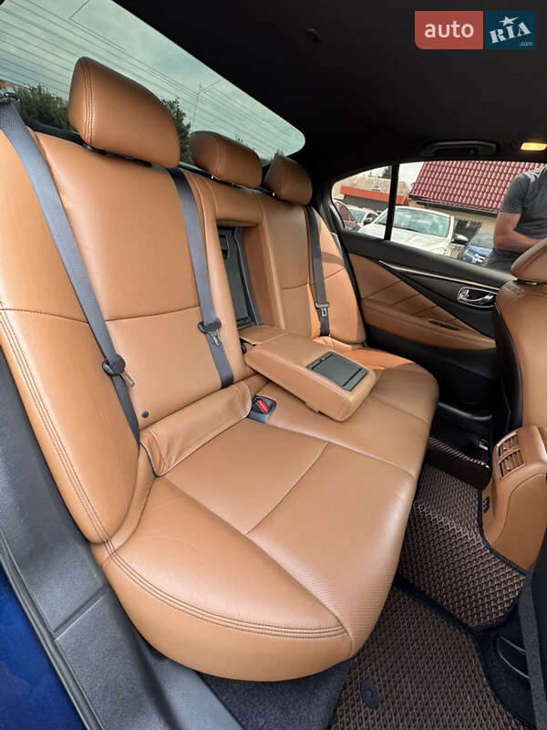 Седан Infiniti Q50 2021 в Бердичеве
