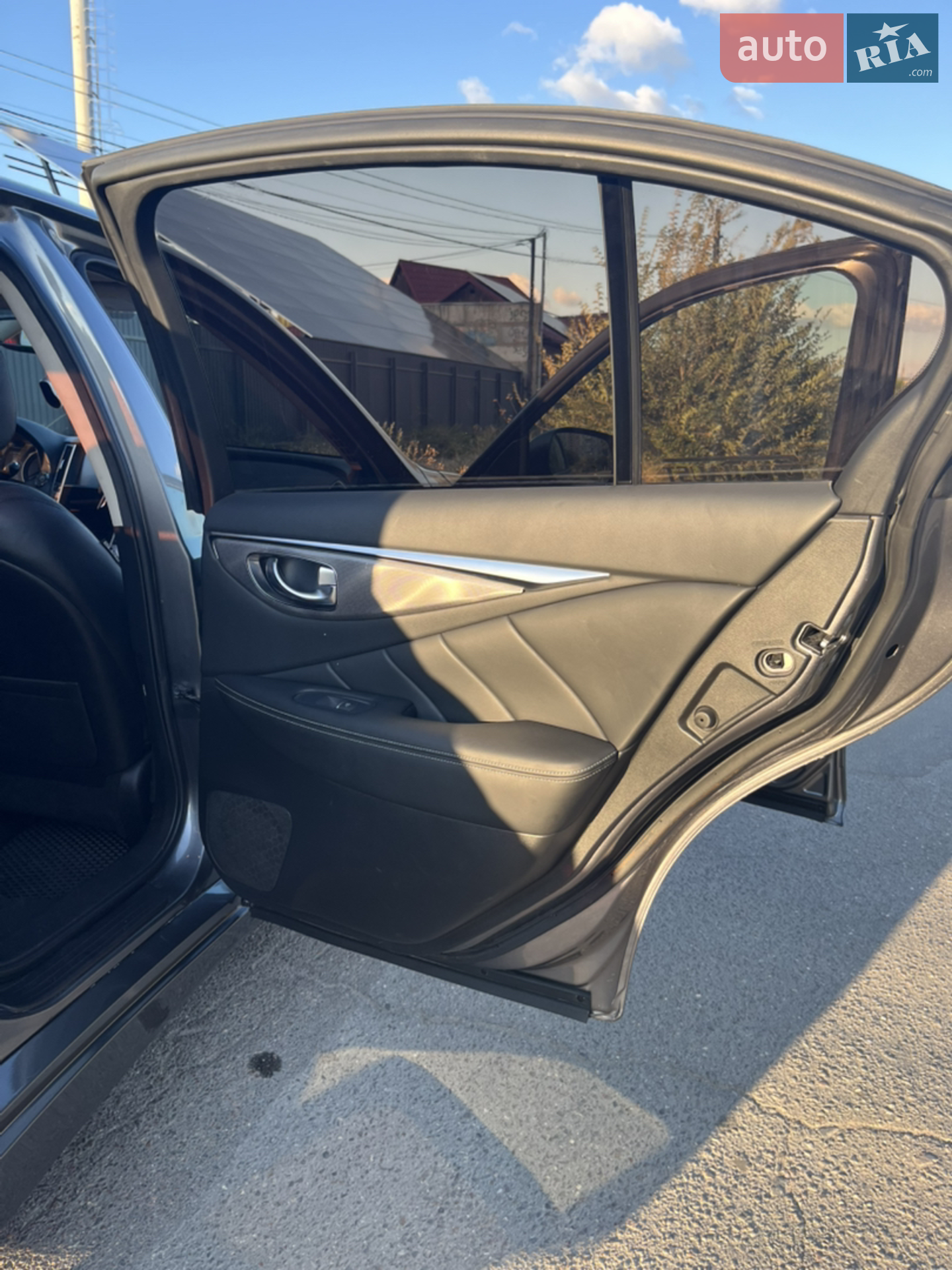 2015 Infiniti Q50 - мініатюра 10