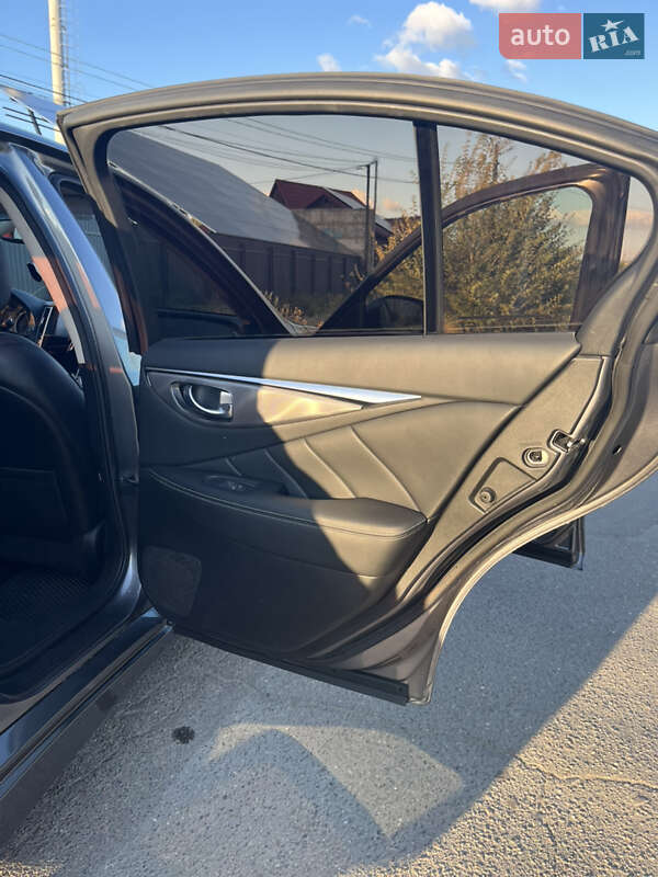 Седан Infiniti Q50 2015 в Миколаєві