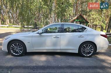 Седан Infiniti Q50 2019 в Краснограді