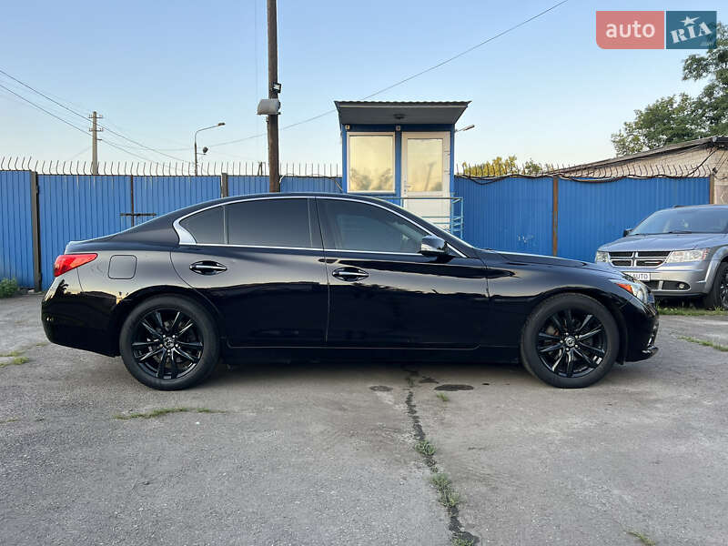 Седан Infiniti Q50 2015 в Києві