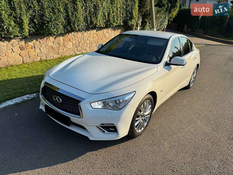 Infiniti Q50 2019