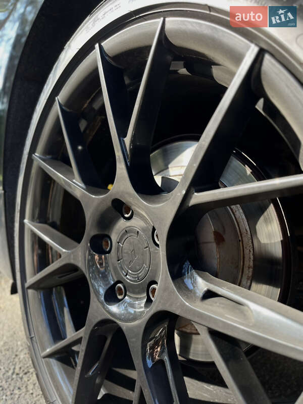 Седан Infiniti Q50 2017 в Чернигове