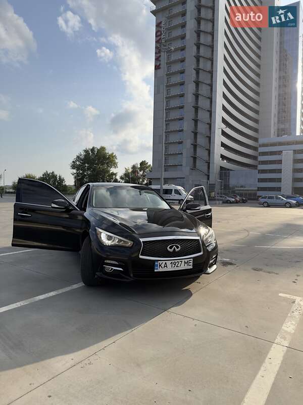 Седан Infiniti Q50 2014 в Києві