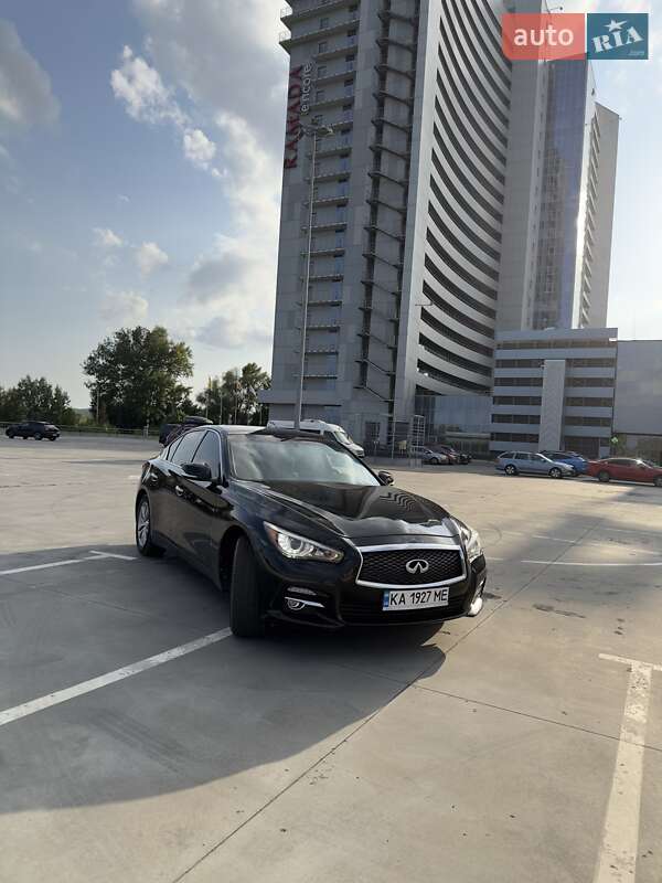 Седан Infiniti Q50 2014 в Києві
