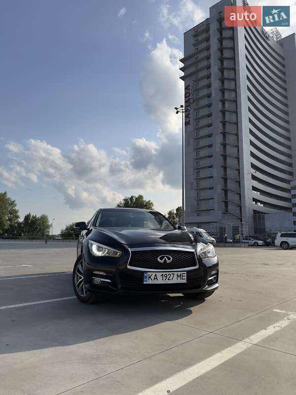 Седан Infiniti Q50 2014 в Києві