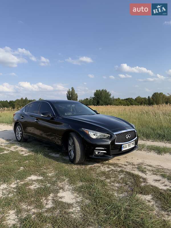 Седан Infiniti Q50 2014 в Києві