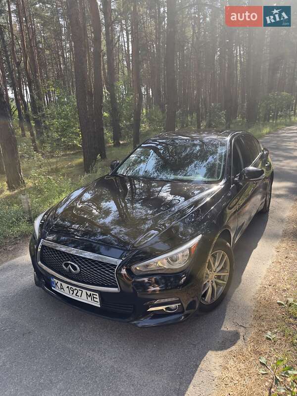 Седан Infiniti Q50 2014 в Києві