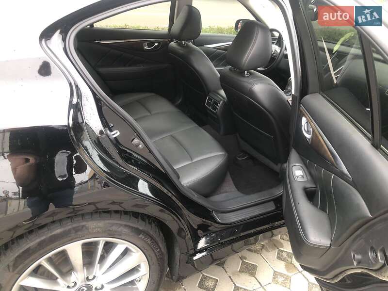 Седан Infiniti Q50 2018 в Киеве фото 21 Седан Infiniti Q50 2018 в Киеве