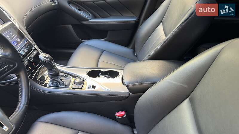 Седан Infiniti Q50 2019 в Києві