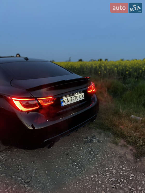 Седан Infiniti Q50 2018 в Киеве