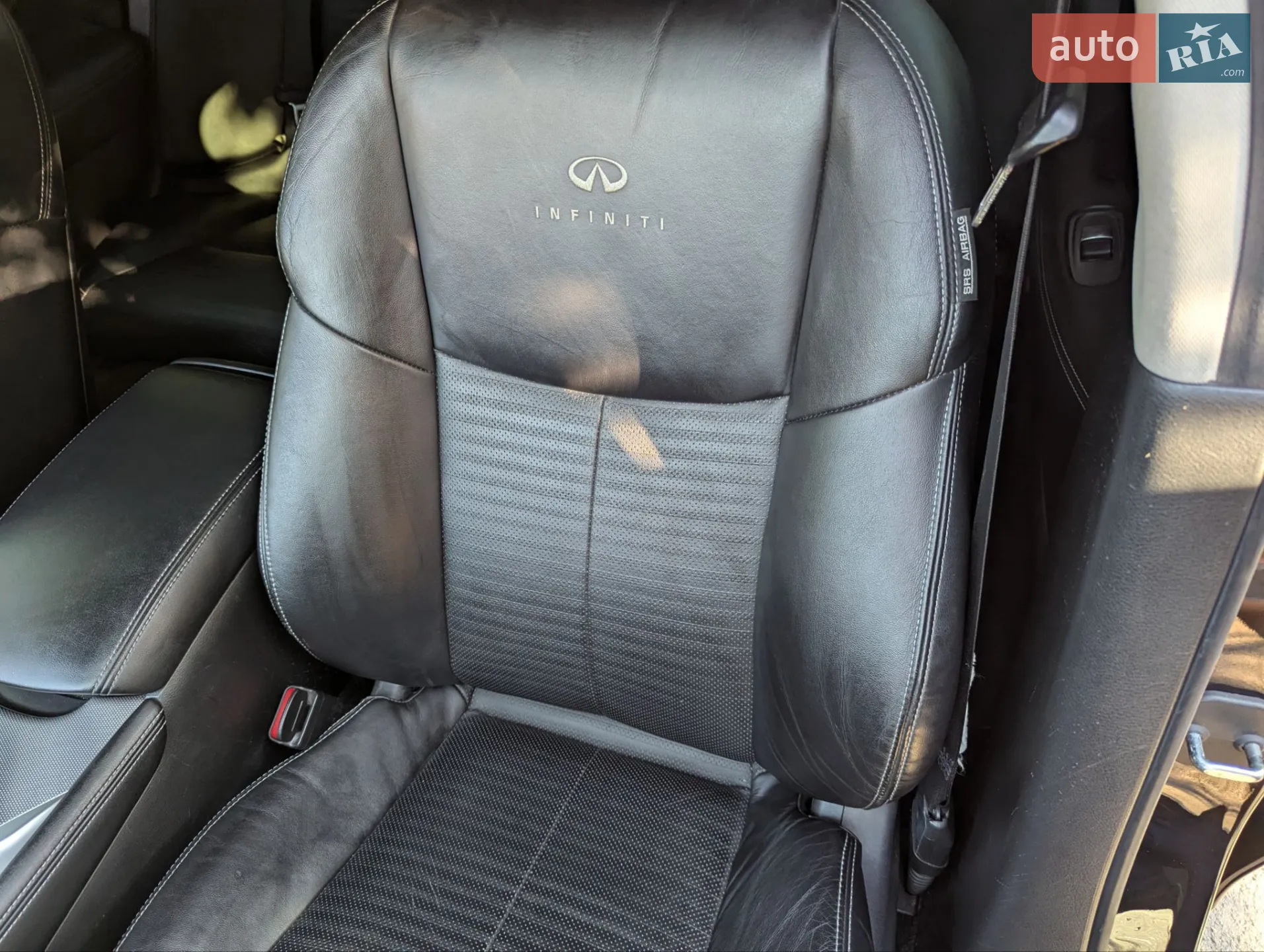 2015 Infiniti Q50 - мініатюра 31