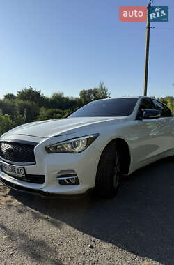 Седан Infiniti Q50 2016 в Вінниці