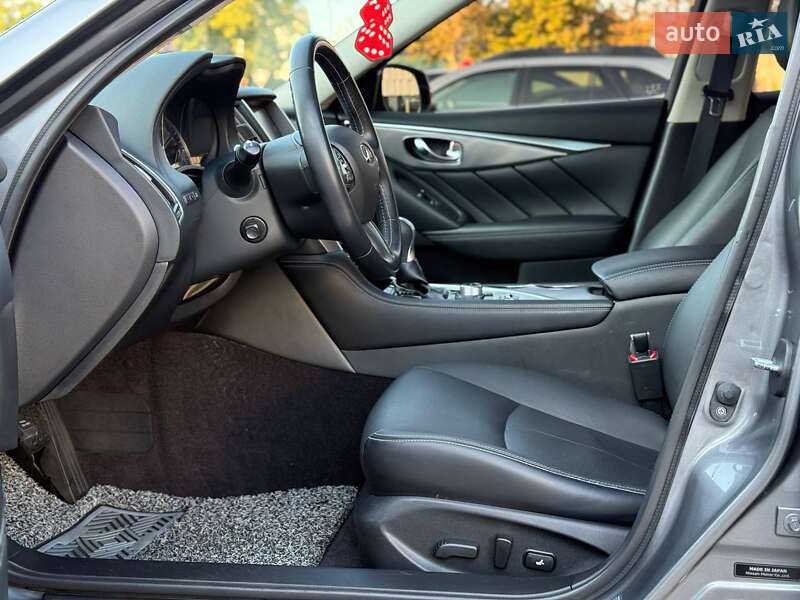 Седан Infiniti Q50 2016 в Одессе