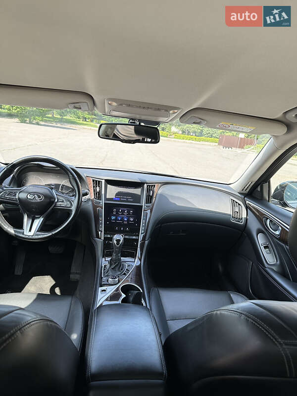 Седан Infiniti Q50 2017 в Харкові