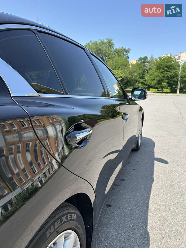 Седан Infiniti Q50 2017 в Харкові