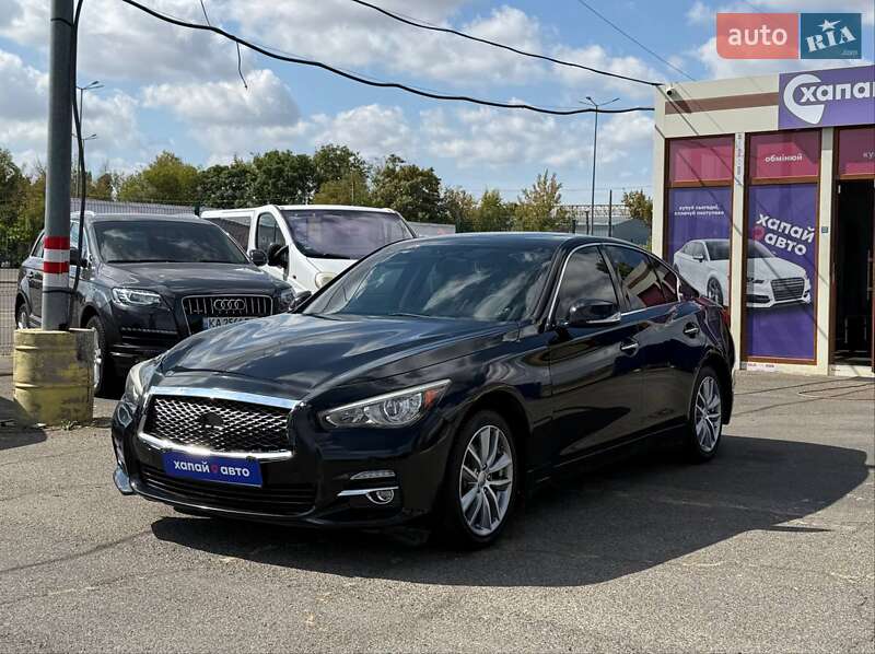 Infiniti Q50 2016