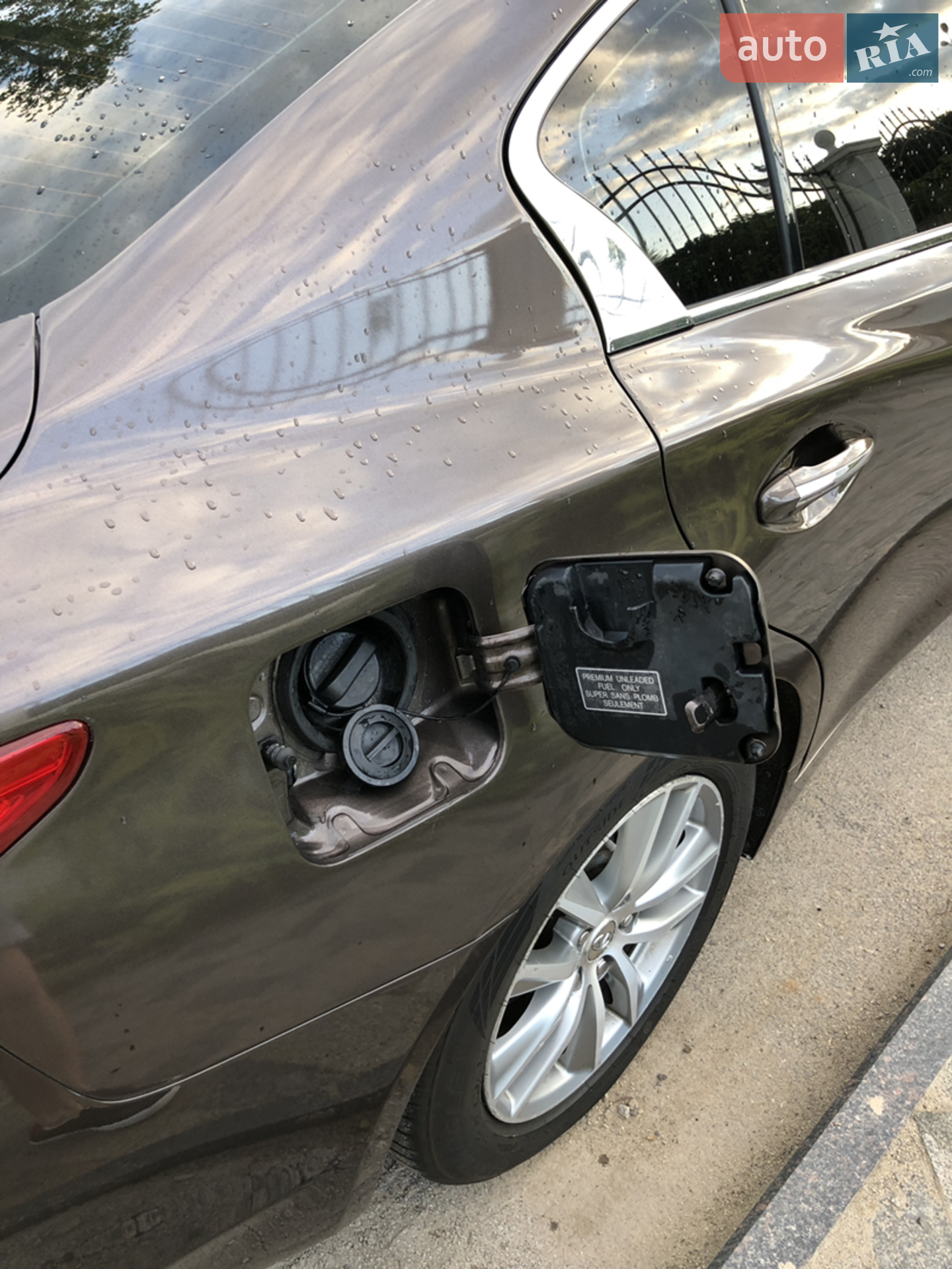 2015 Infiniti Q50 - мініатюра 15