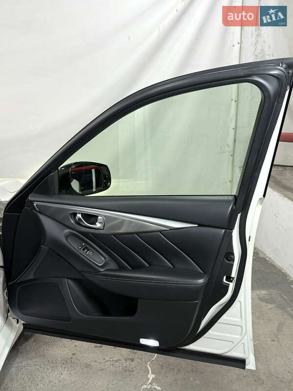 Седан Infiniti Q50 2016 в Одессе фото 14 Седан Infiniti Q50 2016 в Одессе