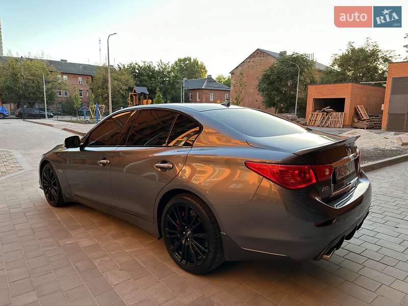 Седан Infiniti Q50 2017 в Дніпрі