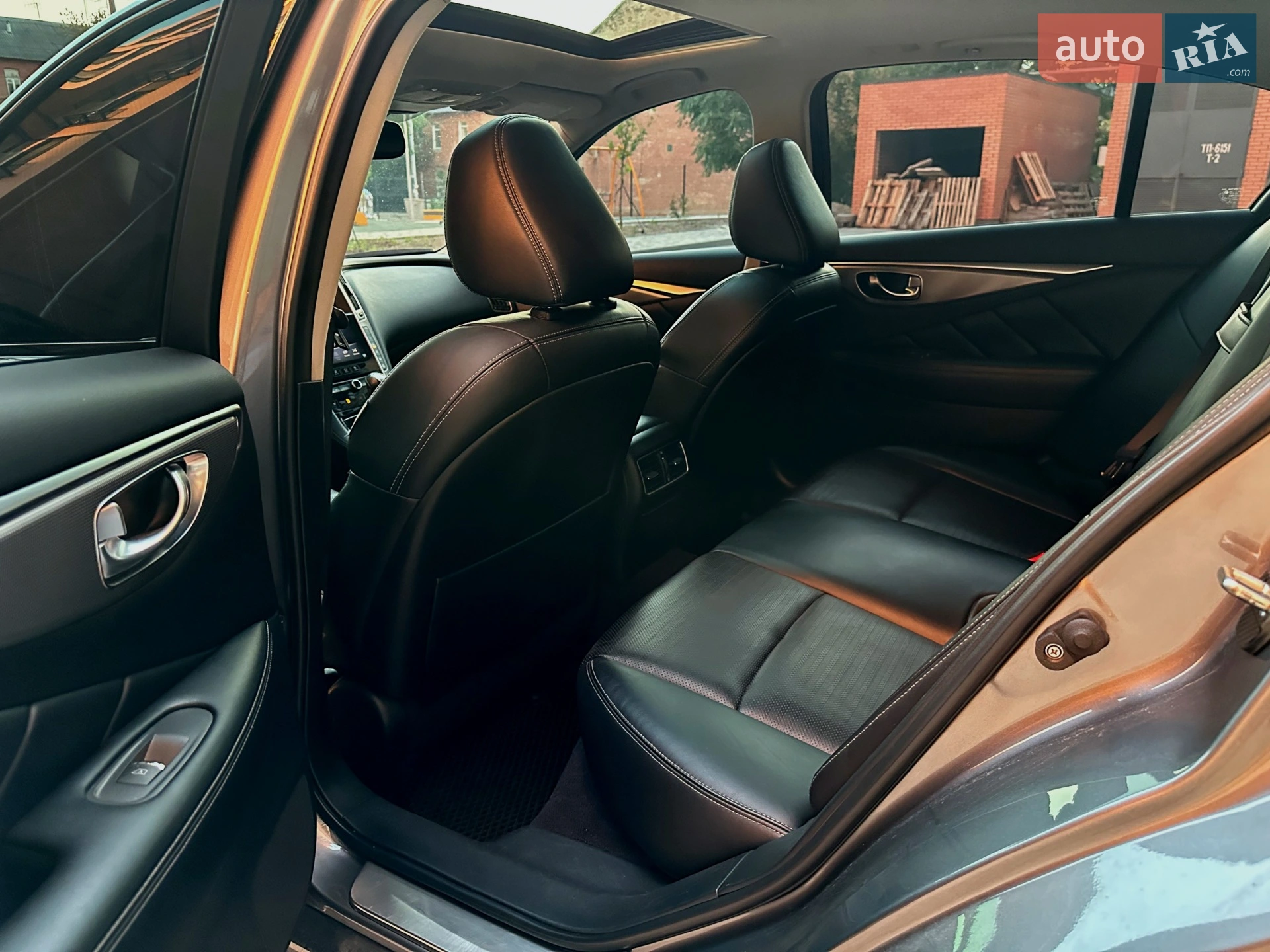 2017 Infiniti Q50 - мініатюра 25