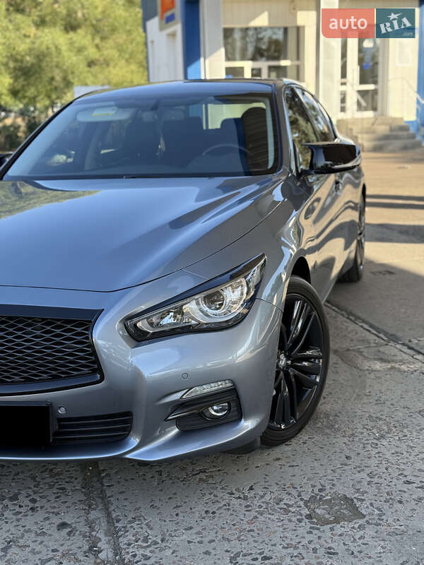 Седан Infiniti Q50 2013 в Одесі