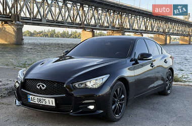 Седан Infiniti Q50 2014 в Днепре