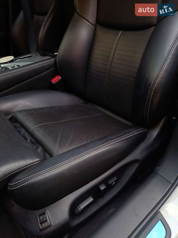 Седан Infiniti Q50 2017 в Києві