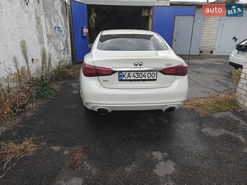 Седан Infiniti Q50 2017 в Киеве